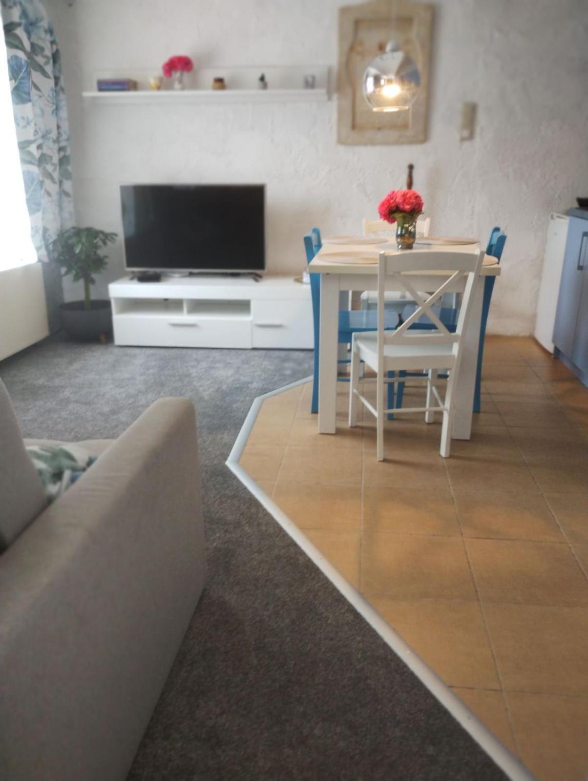 Janina W Dolinie Baryczy Apartment Twardogora